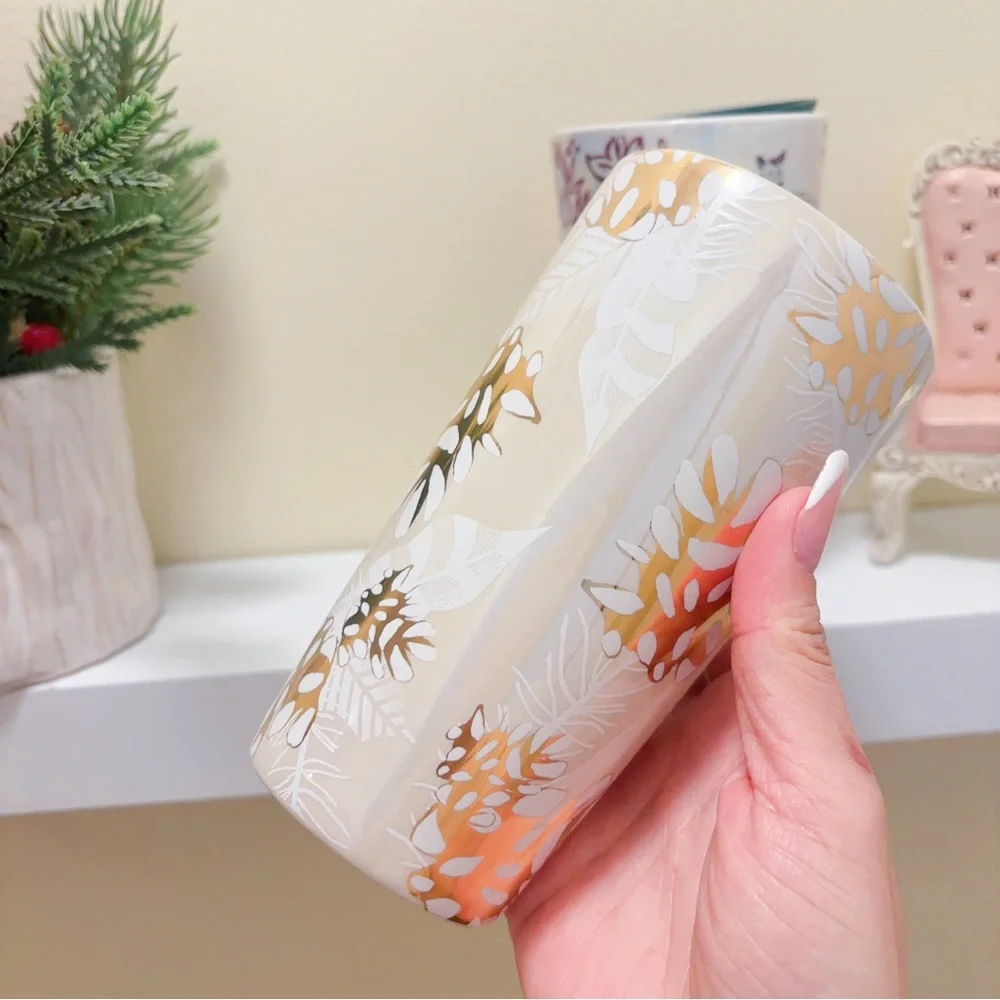 STARBUCKS Holiday 2020& 2021 NWT Ceramic Gold Pine Cone Tumbler Travel Mug 12oz